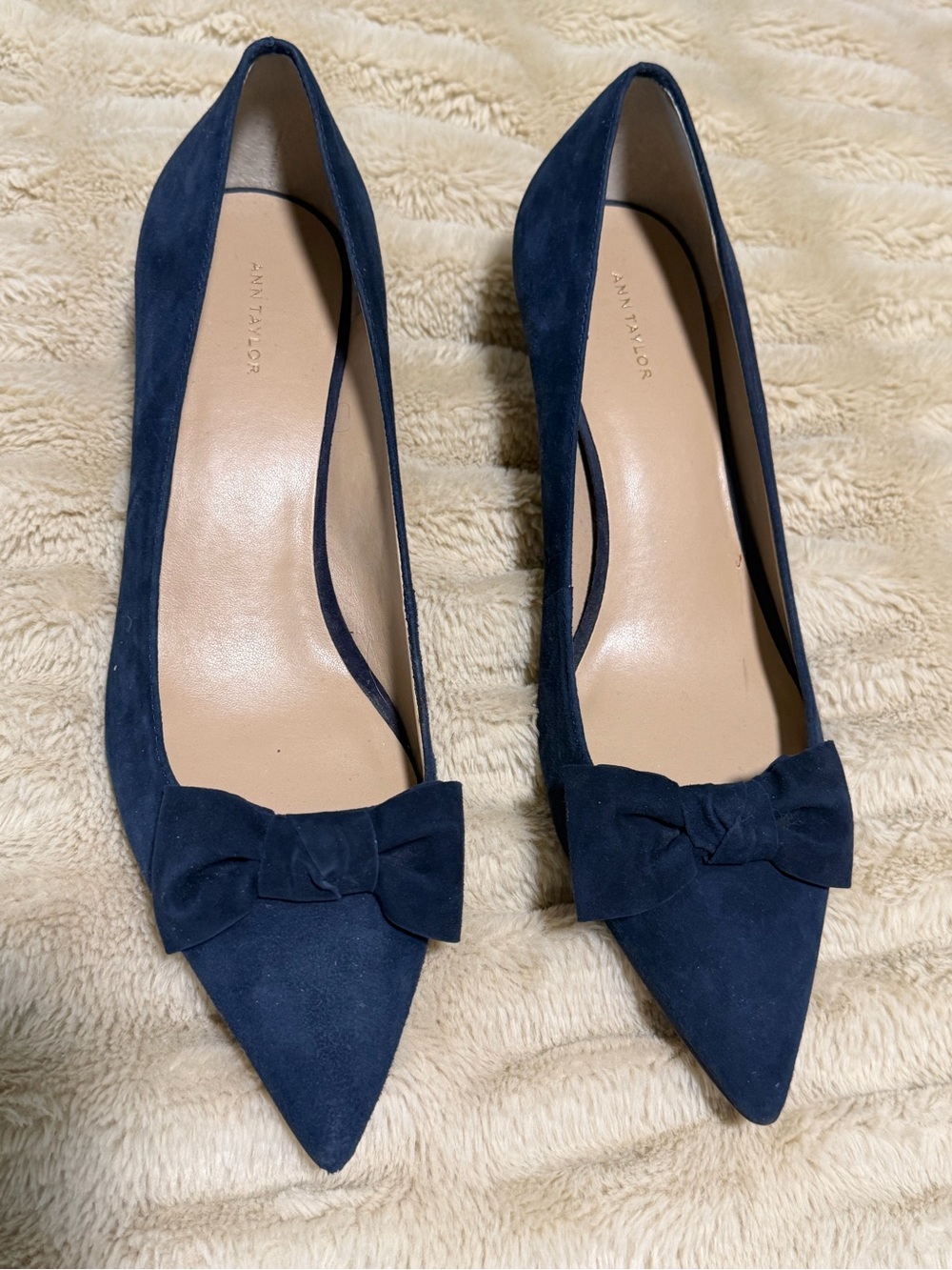Ann Taylor Navy Suede Pointed Toe Bow Heels